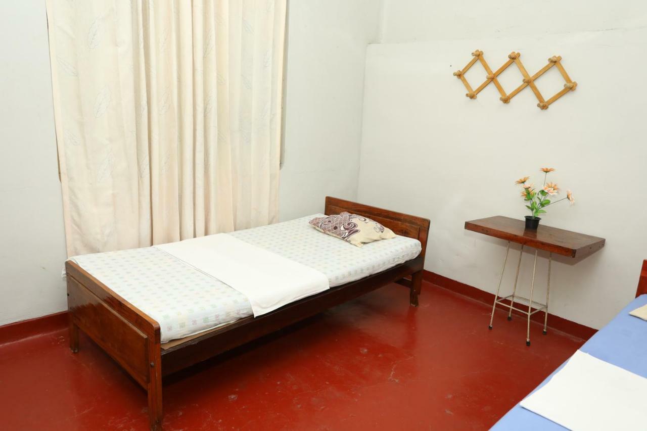 Jaffna Premier Inn 外观 照片